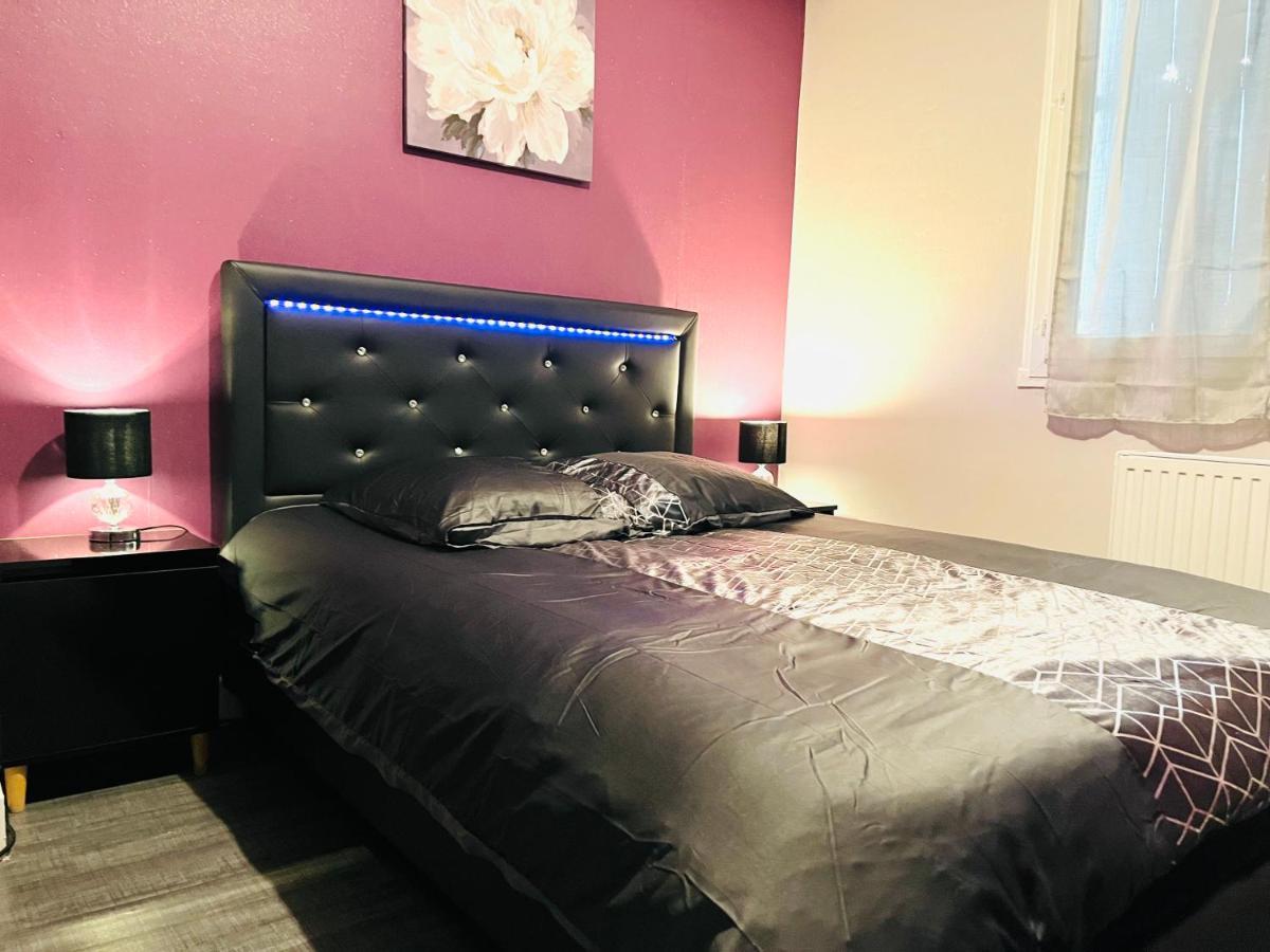 "Le Savanna" Magnifique T3 Montlucon Centre - Hopital - Parking Gratuit מראה חיצוני תמונה